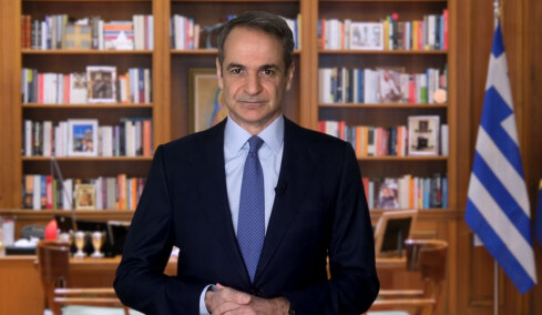 Μητσοτάκης: Πρόθεση για τολμηρή συνταγματική αναθεώρηση - Στο επίκεντρο άρση ασυλίας, Δικαιοσύνη, μονιμότητα στο Δημόσιο, θητεία Προέδρου