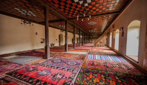 Προς απέλαση Μπαγκλαντεσιανός που συνελήφθη να λειτουργεί παράνομο τζαμί στην Αθήνα, ανακλήθηκε και η άδεια διαμονής του
