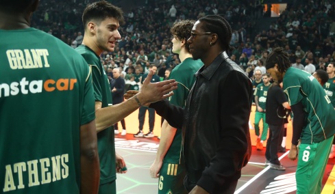 Κέντρικ Ναν: «MVP» του στιλ στο ΟΑΚΑ με εντυπωσιακό look, δείτε φωτογραφίες
