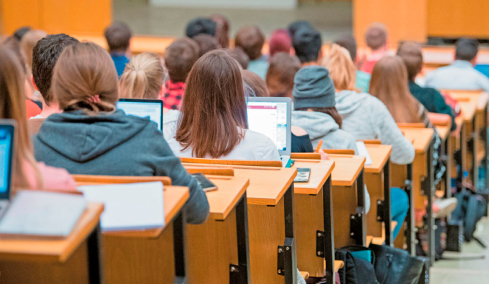 Σήμερα η πρώτη μεγάλη συζήτηση για το Εθνικό Απολυτήριο: Τι αλλάζει σε Λύκειο και πρόσβαση στα ΑΕΙ
