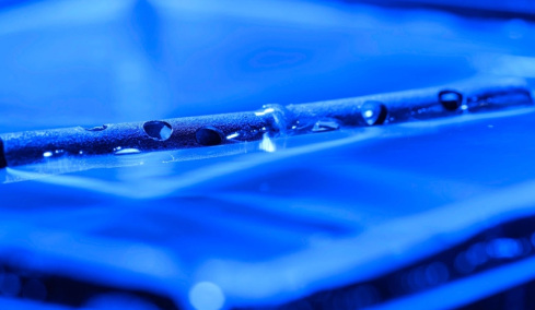 Oι αράχνες ενέπνευσαν επιστήμονες να δημιουργήσουν αβύθιστο μέταλλο!