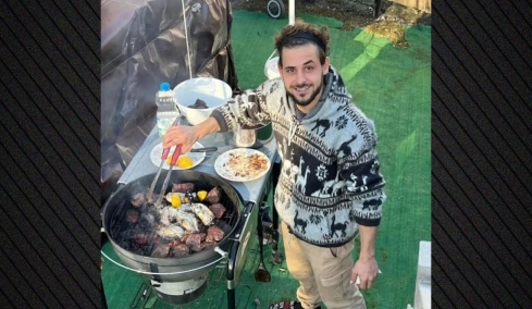 «Έφυγε κυνηγώντας το όνειρο του» λένε οι φίλοι του 33χρονου Γιάννη που χάθηκε στον Ατλαντικό, μνημόσυνο στη Μεσαρά την Κυριακή