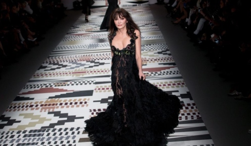 Μοντέλο είχε ζητήσει συγγνώμη από τον Επστάιν επειδή «τα κορίτσια της είχαν περάσει την ημερομηνία λήξης τους»