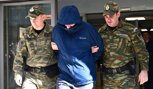 Πώς οι Κινέζοι στρατολόγησαν τον σμήναρχο κατάσκοπο, ο σύνδεσμός του και το ταξίδι που έχει μπει στο μικροσκόπιο των ερευνών