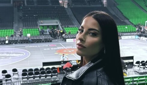 Μοντέλο από την Ιταλία «τρελάθηκε» με την ατμόσφαιρα στο παιχνίδι του Παναθηναϊκού με την Ρεάλ, βίντεο και φωτογραφίες 