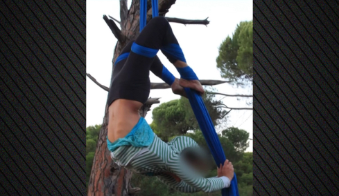 Στον Κορυδαλλό η δασκάλα γιόγκα που καραδοκούσε σε γειτονιές και έκαιγε αυτοκίνητα συγγενών: «Είναι άστεγη, έχει ψυχιατρική διαταραχή» λέει ο γιος της