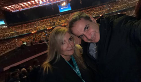 Στο Μιλάνο για την τελετή έναρξης των Χειμερινών Ολυμπιακών Αγώνων ο Κυριάκος Μητσοτάκης και η Μαρέβα Γκραμπόφσκι