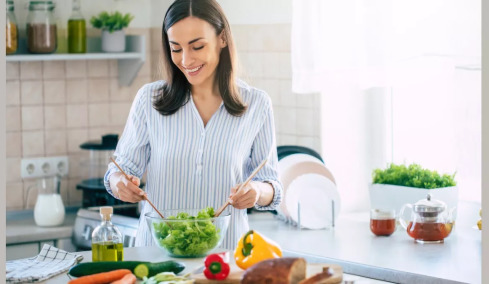 Η διατροφή που μειώνει τον κίνδυνο εγκεφαλικού θέλει… κατσαρόλα