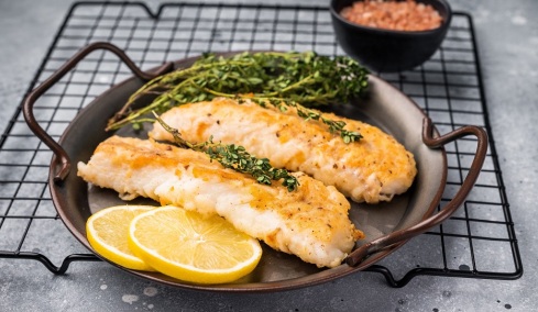 Ψάρια και θαλασσινά: 11 συνταγές πλούσιες σε γεύση και πρωτεΐνη
