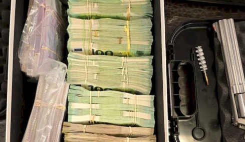 Τα νούμερα πίσω από το κύκλωμα με τα λαθραία τσιγάρα: Φόρτωναν χιλιάδες πακέτα, έβγαζαν ένα εκατ. ευρώ από κάθε φορτηγό