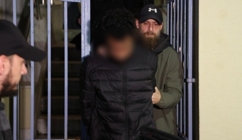 Τραγωδία στη Χίο: Προφυλακιστέος ο Μαροκινός που κατηγορείται ως διακινητής μεταναστών, αρνήθηκε ότι ήταν ο χειριστής του σκάφους