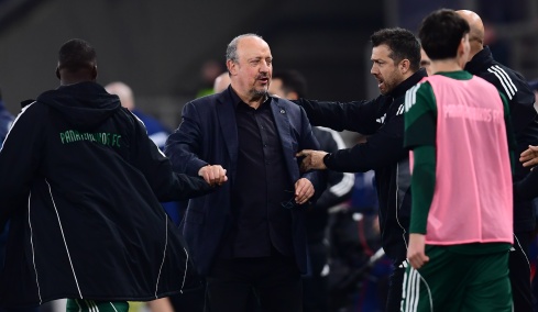 Μπενίτεθ: «Πολύ μεγάλη νίκη θα μας δώσει αυτοπεποίθηση και ώθηση για την συνέχεια»
