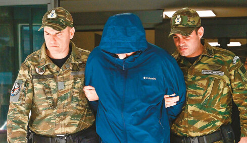 Ο σμήναρχος με το διπλό πρόσωπο: Τι έγραφε σε άρθρο του για την Κίνα, οι αρχές «ψάχνουν» τη θητεία του στην Κύπρο το 2021