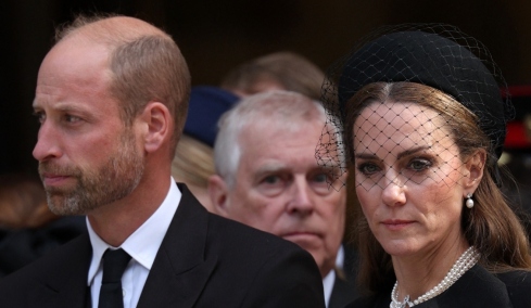 Πρίγκιπας Ουίλιαμ και Κέιτ μιλούν για πρώτη φορά για το σκάνδαλο Επστάιν: Οι σκέψεις μας παραμένουν σταθερά στα θύματα