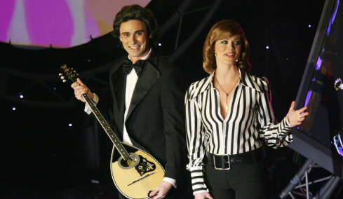 Οι ελληνικοί τελικοί της Eurovision που έγραψαν ιστορία: Οι μεταμφιέσεις των Καπουτζίδη και Μακρυπούλια και το σόου των αδερφών Μαγγίρα 