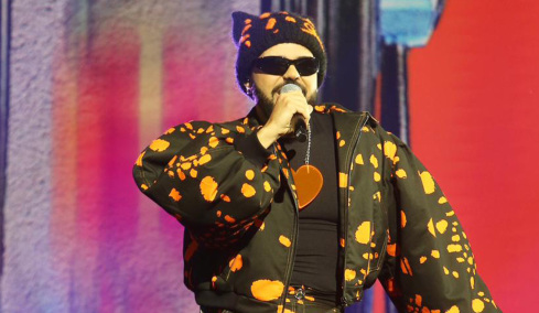 Αποθεώθηκε ο Akylas στον πρώτο ημιτελικό της Eurovision: Φέρτο μας, γράφουν στο X
