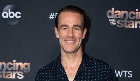 Πέθανε στα 48 του ο Τζέιμς Βαν Ντερ Μπικ: Ο πρωταγωνιστής της δημοφιλούς νεανικής σειράς «Dawson’s Creek» έδινε μάχη με τον καρκίνο