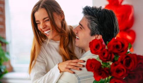 Έρωτας, εγκέφαλος και αλγόριθμοι, τι αλλάζει στις σύγχρονες σχέσεις - Φέρνει πιο κοντά ή απομακρύνει το sexting;