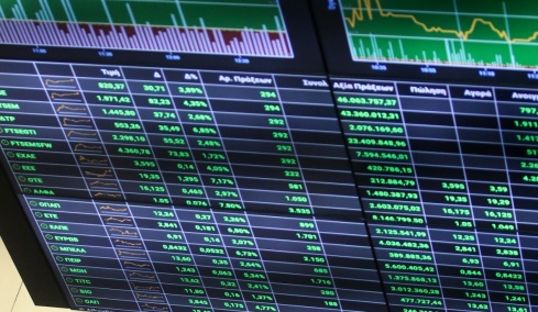 Χρηματιστήριο: Τρίτη συνεχόμενη άνοδος και επιστροφή πάνω από τις 2.350 μονάδες – Το ορόσημο της ΕΕΕ