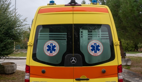 Κατήγγειλαν κλοπή της μοτοσικλέτας που ενεπλάκη στο τροχαίο δυστύχημα στην Εύβοια, συνελήφθη ο οδηγός του ασθενοφόρου
