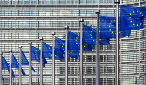 Έφοδος της βελγικής αστυνομίας στην Κομισιόν για  υπόθεση πώλησης ακινήτων 900 εκατ. ευρώ