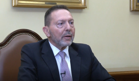 Στουρνάρας: Όταν αρνήθηκα την διοίκηση που ήθελε ο ΣΥΡΙΖΑ στην Τράπεζα Αττικής, έστειλαν το ΣΔΟΕ στην γυναίκα μου