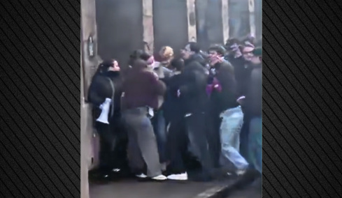 Άγρια συμπλοκή στη Λυών: Αντιφασίστες εναντίον εθνικιστών, εγκεφαλικά νεκρός ένας 23χρονος
