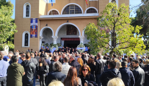 Σε κλίμα βαθιάς οδύνης το τελευταίο αντίο στον Γιώργο Γεράρδο, ιδρυτή του Πλαισίου