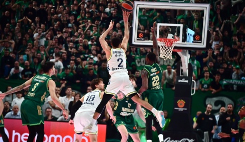 Euroleague: Το buzzer beater του Μπάλντγουϊν κράτησε εκτός 6άδας τον Παναθηναϊκό, μεγάλα διπλά για Ρεάλ και Ντουμπάι, δείτε βίντεο
