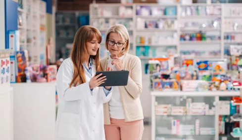 Πρεμιέρα σήμερα για τα ακριβά φάρμακα από τα φαρμακεία της γειτονιάς – Τι πρέπει να γνωρίζουμε
