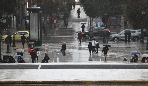 Βροχές στην Αττική, νέα επιδείνωση από αύριο, σε «Red Code» Πελοπόννησος, Δυτική Ελλάδα, Ιόνιο και Ήπειρος