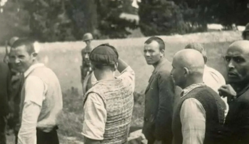 Η εκτέλεση των 200 στην Καισαριανή από τα γερμανικά στρατεύματα Κατοχής: Οι ιστορίες και τα κειμήλια των πεσόντων