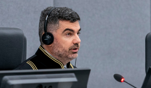 Νικολά Γκιγιού: Ο δικαστής του Διεθνούς Ποινικού Δικαστηρίου που ο Τραμπ έχει μετατρέψει σε «ψηφιακό παρία»