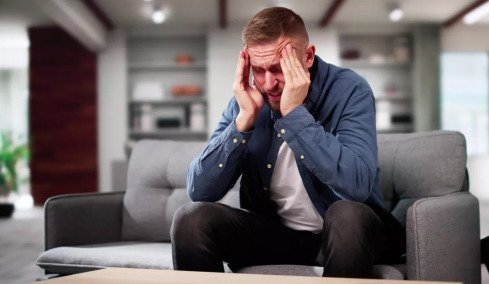 Στένωση καρωτίδων: Η «σιωπηλή» απειλή που οδηγεί σε εγκεφαλικό – Ποιοι κινδυνεύουν περισσότερο
