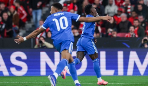 Βραδιά έντασης και ανατροπών στο Champions League: Ισχυρό προβάδισμα για Ρεάλ, Μπορούσια, Παρί και Γαλατά, δείτε τα 15 γκολ 