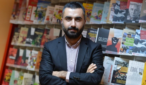 Συνελήφθη στην Άγκυρα δημοσιογράφος της Deutsche Welle για «προσβολή» του Ερντογάν και «ψευδείς ειδήσεις» 