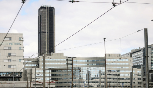 Συναγερμός στο Παρίσι, εκκενώθηκαν κεντρικά κτίρια μετά από απειλητικά μηνύματα για εκρηκτικούς μηχανισμούς