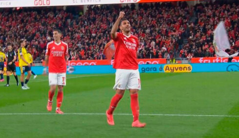 Τα πρώτα βήματα του Παυλίδη: Από το πάρκο της γειτονιάς μέχρι το «Ντα Λουζ»
