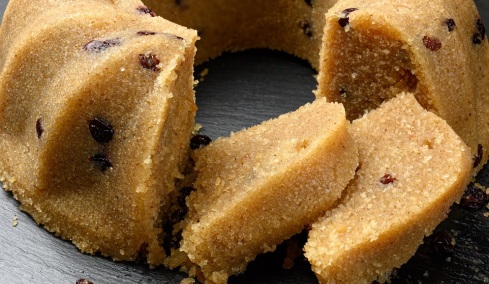 Χαλβάς: Το παραδοσιακό γλυκό σε 16 ξεχωριστές συνταγές
