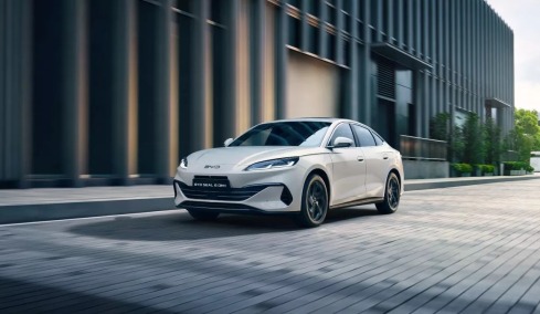 Η BYD ετοιμάζεται για μεγάλα πράγματα
