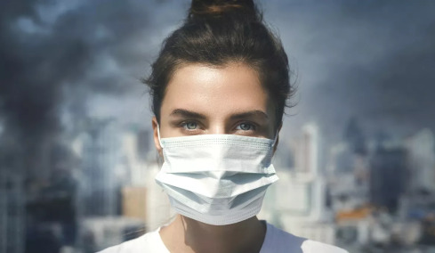 Η ατμοσφαιρική ρύπανση απειλή για τον εγκέφαλο – Αυξημένος ο κίνδυνος για νόσο Αλτσχάιμερ
