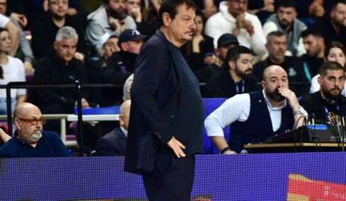 Αταμάν: Περήφανος για τους παίκτες, μου, συγχαρητήρια στον κόσμο, δείτε βίντεο