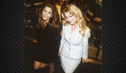 Οι δημόσιες ευχές της Κλόντια Σίφερ για τα 60ά γενέθλια της Σίντι Κρόφορντ: «Το' χεις ακόμα»