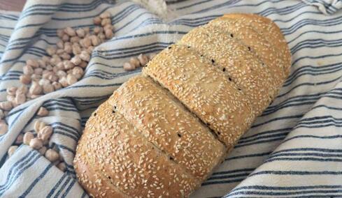 «Ετάραξες τον Κουνενό;»: Η ιεροτελεστία του κρητικού εφτάζυμου με ρεβύθι