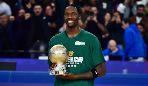 Χέιζ-Ντέιβις: «Ευχαριστώ τον Γιαννακόπουλο για την εμπιστοσύνη»