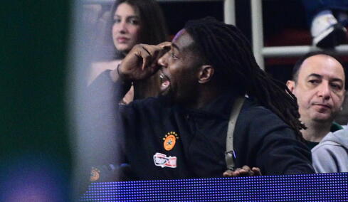 Ο Παναθηναϊκός ζήτησε τα στοιχεία όσων επιτέθηκαν με ρατσιστικούς χαρακτηρισμούς στον Λεσόρ και ετοιμάζεται να υποβάλλει μηνύσεις