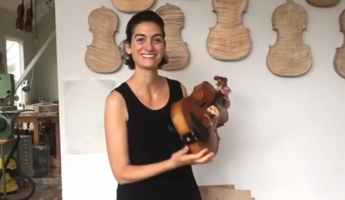 Βιολονίστρια υπέστη μόνιμη βλάβη στα δάχτυλα μετά από ατύχημα σε γυμναστήριο: Αρνήθηκαν να την αποζημιώσουν, πώς αποκάλυψε την αλήθεια