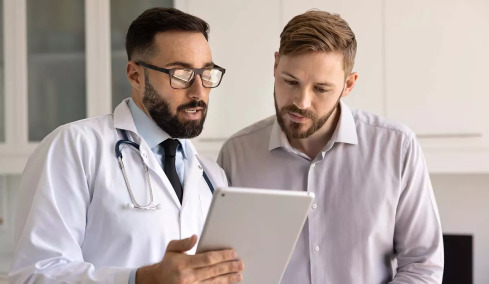 40χρονος «ξέμεινε» από σπερματοζωάρια μετά από λοίμωξη με κορωνοϊό