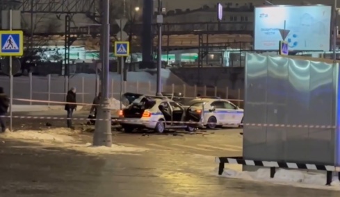 Ένας αστυνομικός νεκρός και δύο τραυματίες από έκρηξη κοντά στον σταθμό Σαβιέλοβα στη Μόσχα, δείτε βίντεο