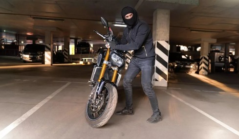 Έτσι δεν θα σου κλέψουν ποτέ τη μοτοσικλέτα
